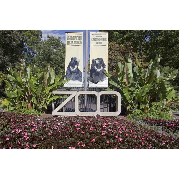 Print: Front Entrance, Smithsonian National Zoological Park, Connecticut