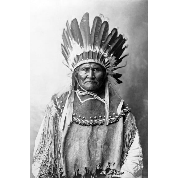 Print: Geronimo, Half-Length Portrait, Facing Front, 1907