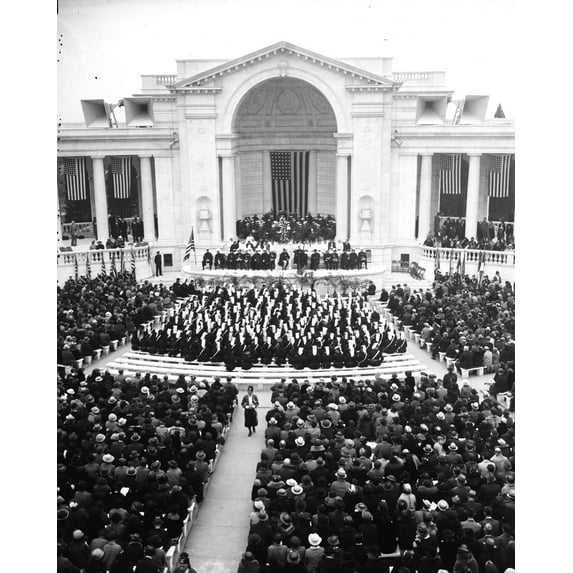 Print: Memorial Services, Arlington Easter Sunrise Service, 1936