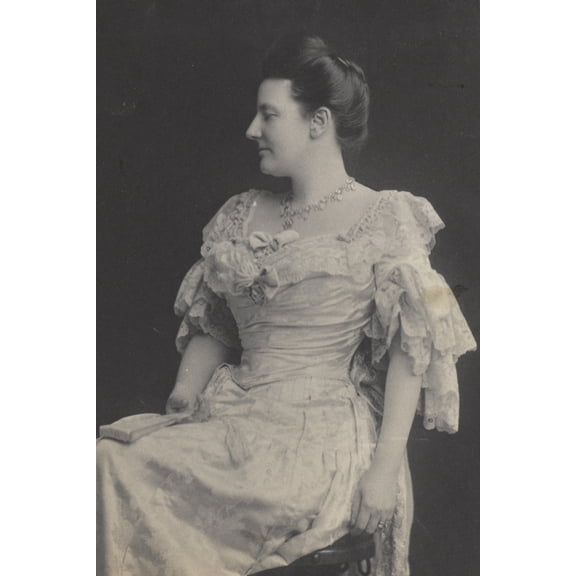 Print: Mrs. Edith Kermit Carow Roosevelt, Three-Quarter-Length Portrait