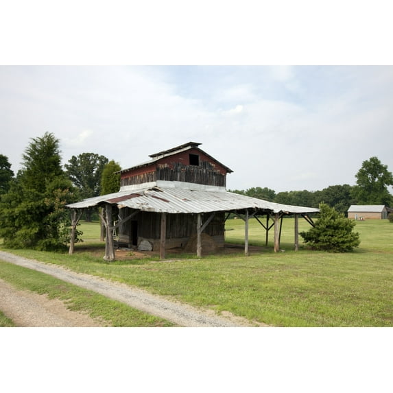 Print: Old Barn, Rural North Carolina, 2009