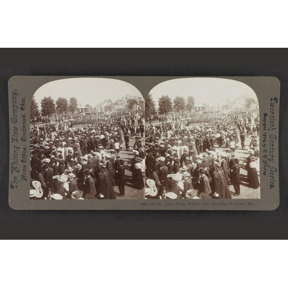 Print: On St. Louis Plaza, World's Fair Grounds, St. Louis, Mo., 1904