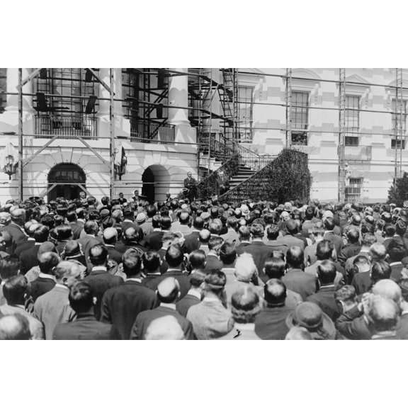 Print: President Coolidge Addressing Members Of The American Chemical