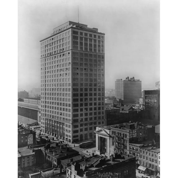 Print: Printing Craft Building, 8th Av. And 34 St., 1917