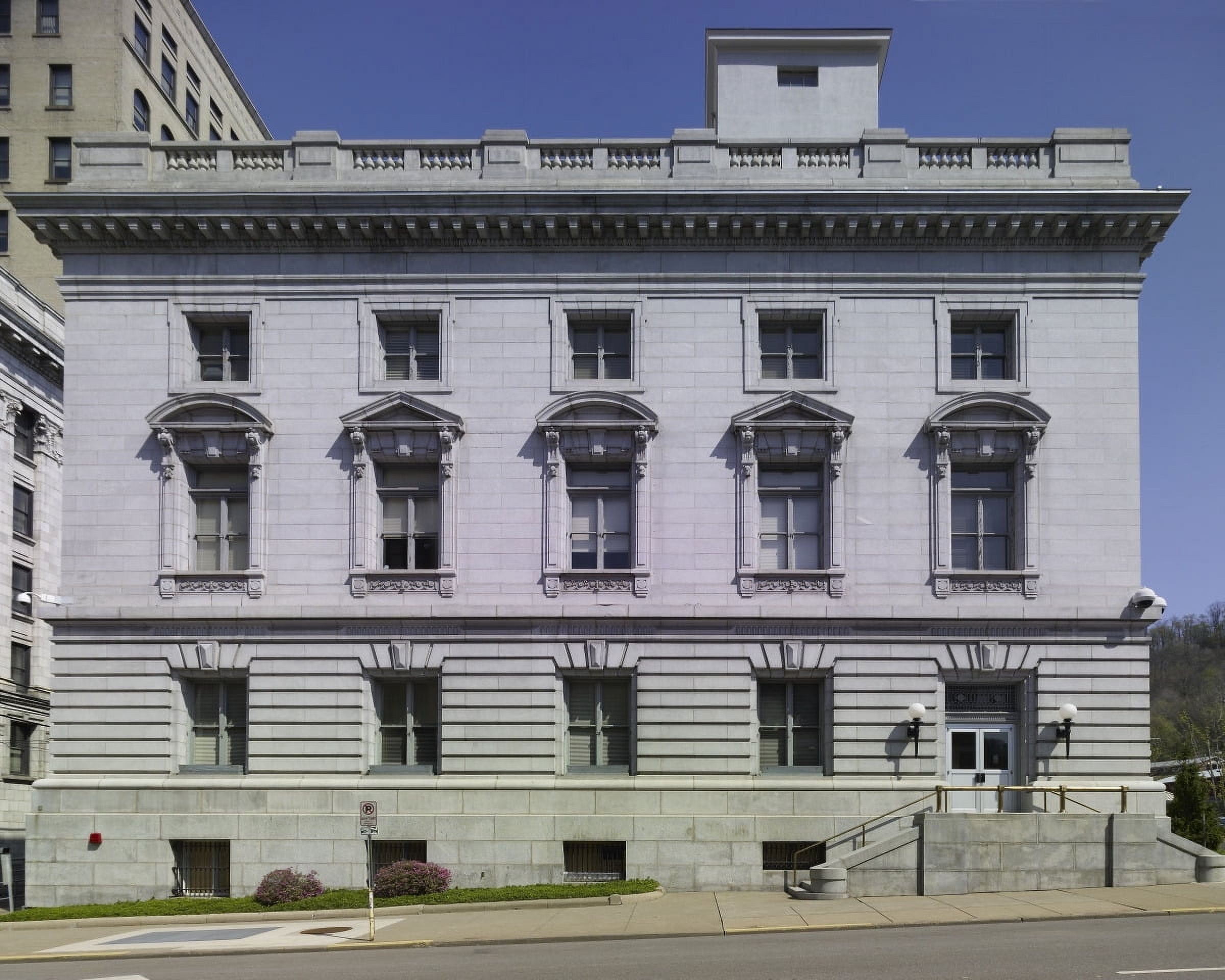 Print: Side View Of Historic Courthouse, Federal Building And U.S ...