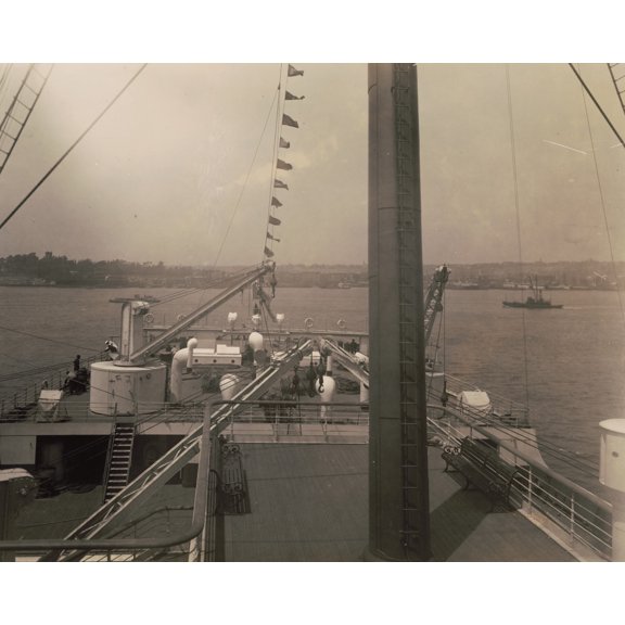 Print: Steamship Olympic After Deck With New Jersey Shoreline In
