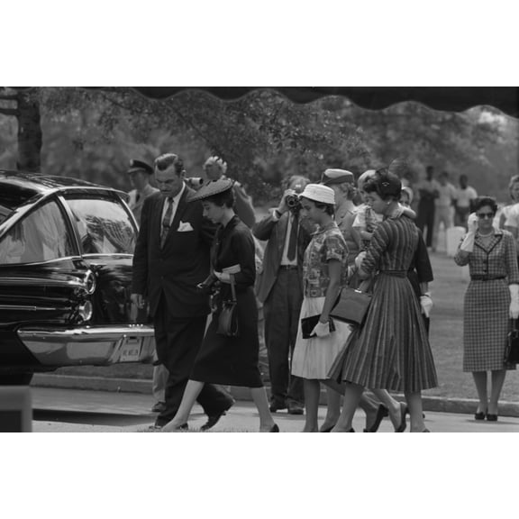 Print: Women And A Man, Probably The Family Of Willard G. Palm, A Rb-47