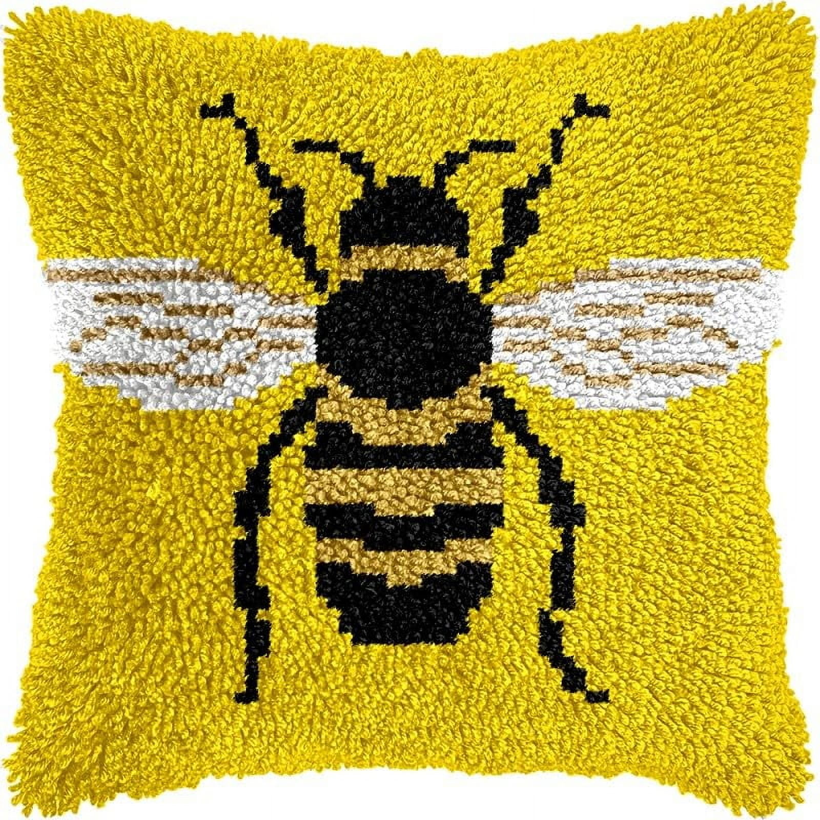 Printed Canvas Latch Hook Pillow Kits Bee Pillow Cover Latch Hook Crafts Crochet Knitted Hooking Pillowcase Cushion Crafts Embroidery Latch Hooking Kits Set 17x17 inch(67)