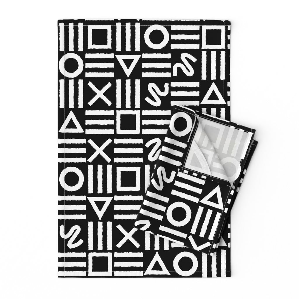 https://i5.walmartimages.com/seo/Printed-Tea-Towel-Linen-Cotton-Canvas-Geometry-Black-White-Line-Abstract-Geometric-Shapes-Print-Decorative-Kitchen-Towel-by-Spoonflower_29659534-6076-4c10-ab45-3c699916db9b_1.5de62f799ed94a59c40936c02c46634e.jpeg