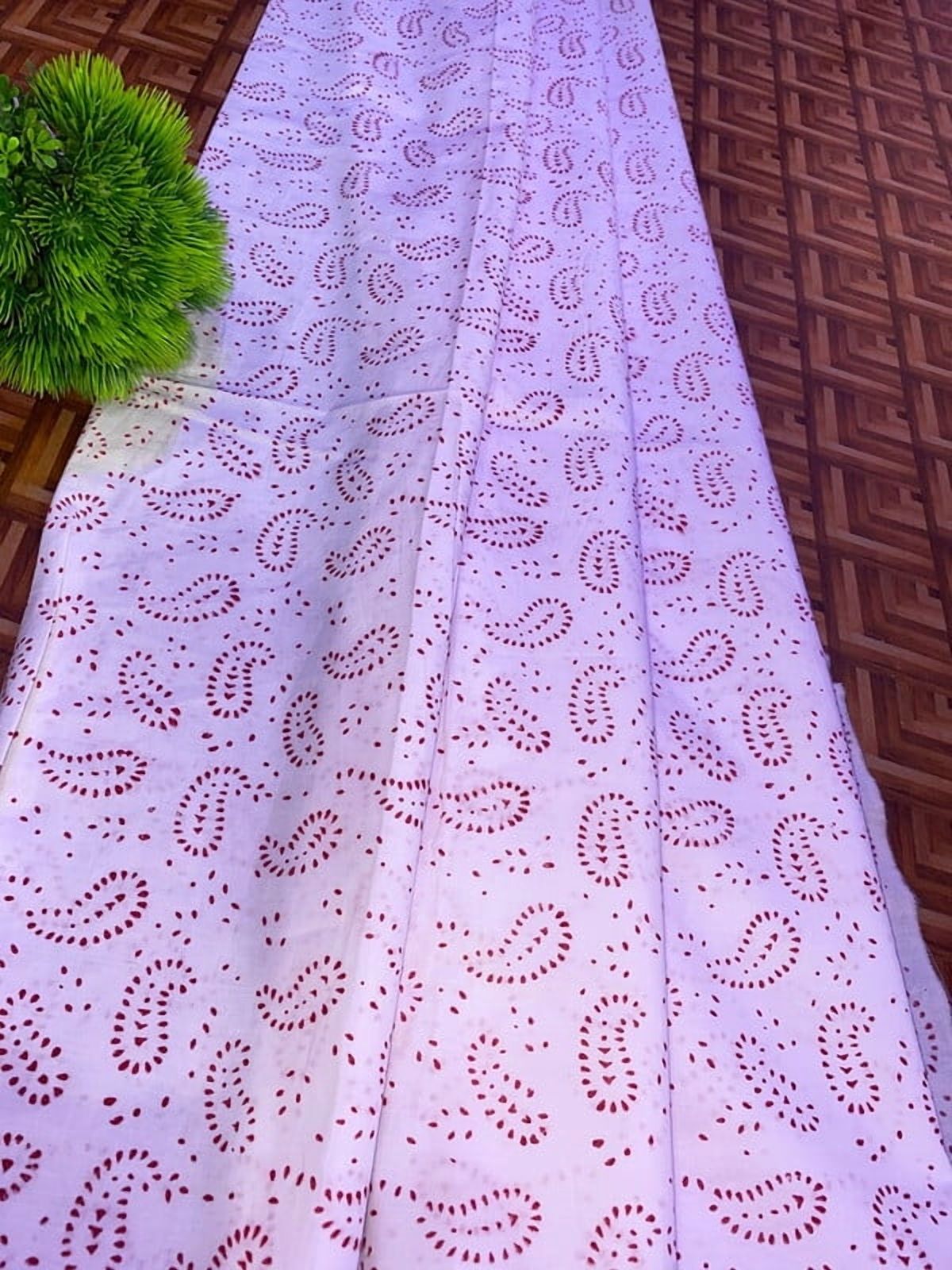 Printofab Vintage Red Cotton Block Print Fabric By The Yard Cloth/Runner/Napkin/Placemat Bohemian Party Event Gift for Mom