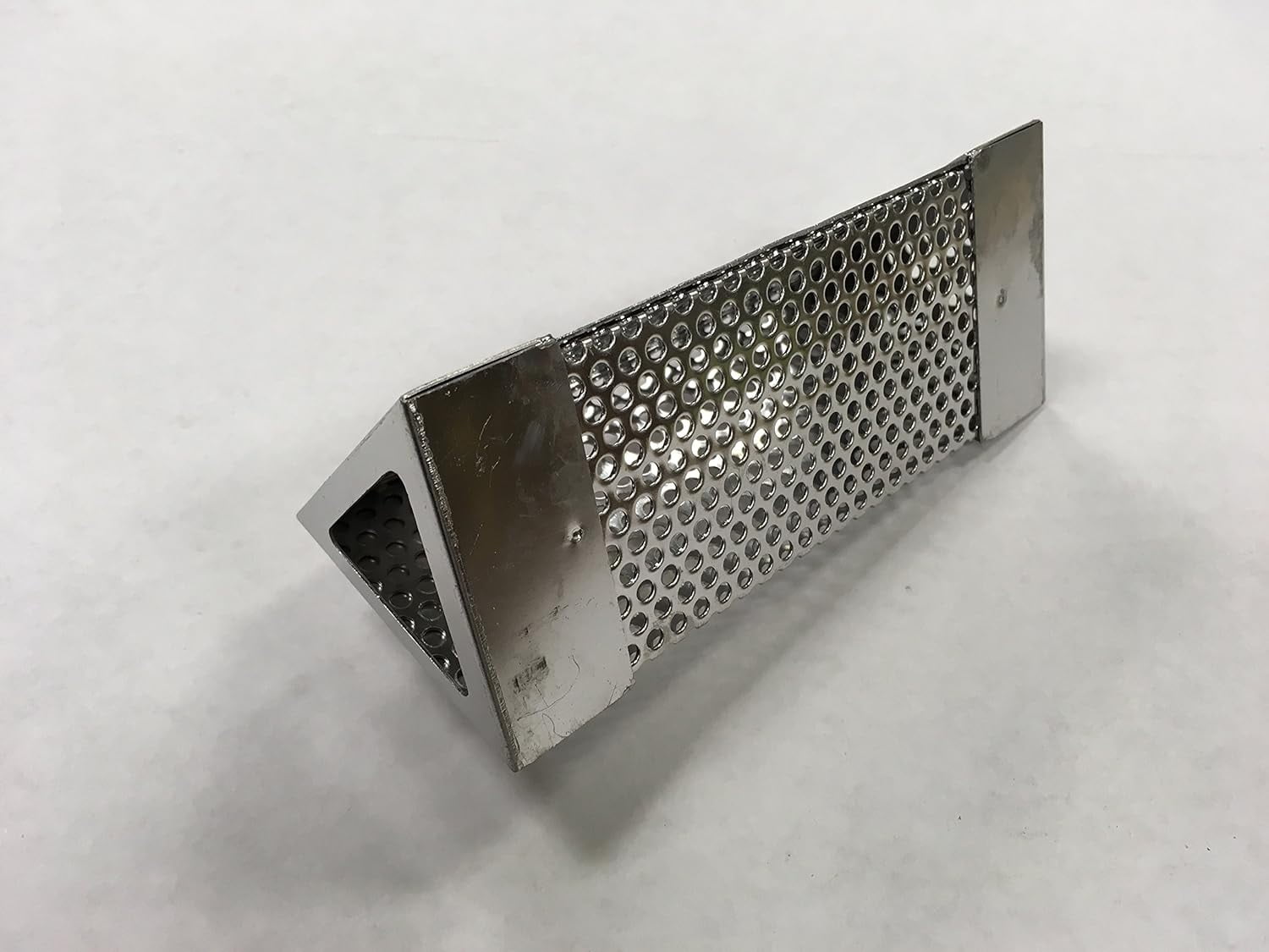 Prism 6 Inch Wood Pellet Smoker Box For Gas Grills