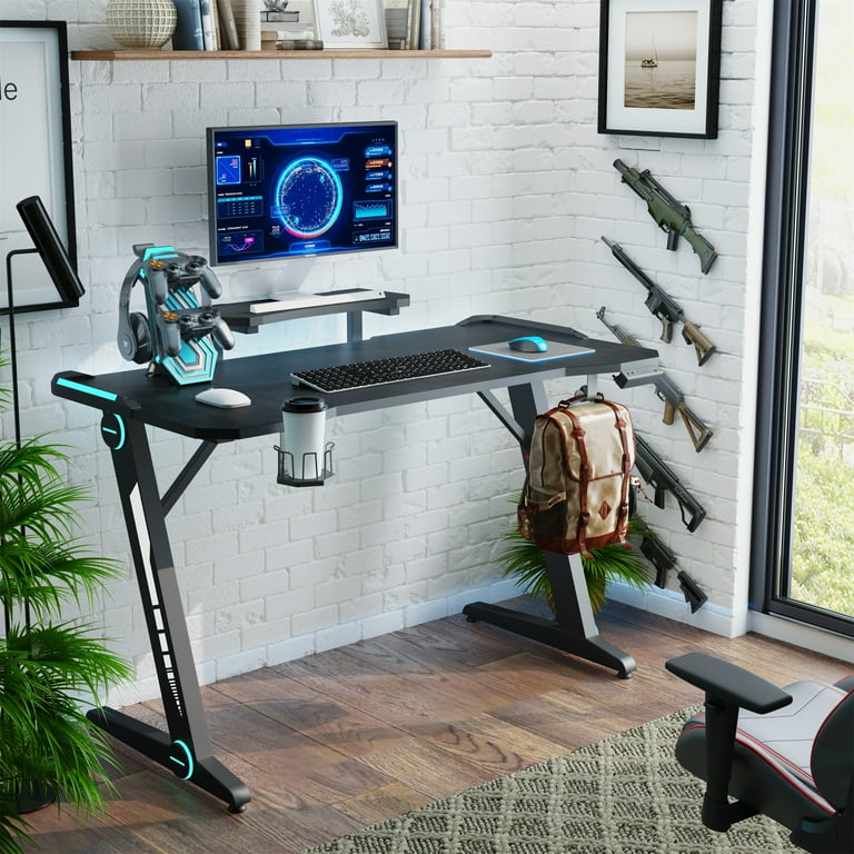 Display Your Style: Headphone Stands That Stand Out