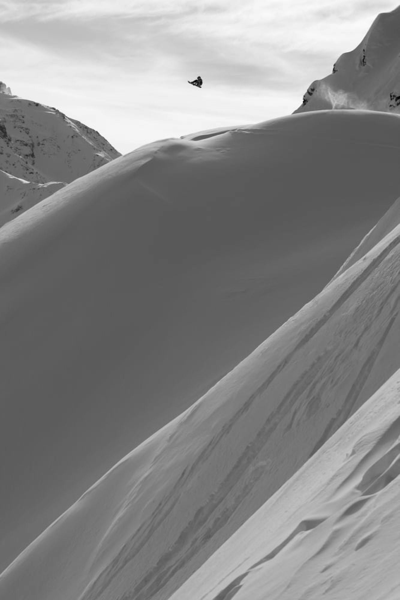 Professional snowboarder Kevin Pearce extreme snowboarding Arlberg Austria Canvas Art - Dean Blotto Gray Design Pics (24 x 38)