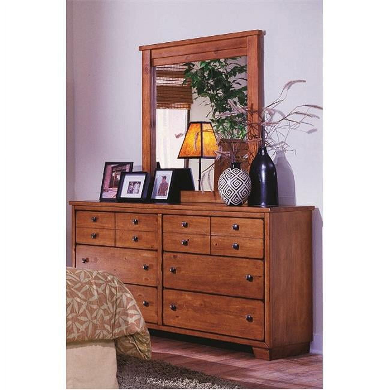 Cinnamon Pine Transitional 6-Drawer Horizontal Dresser