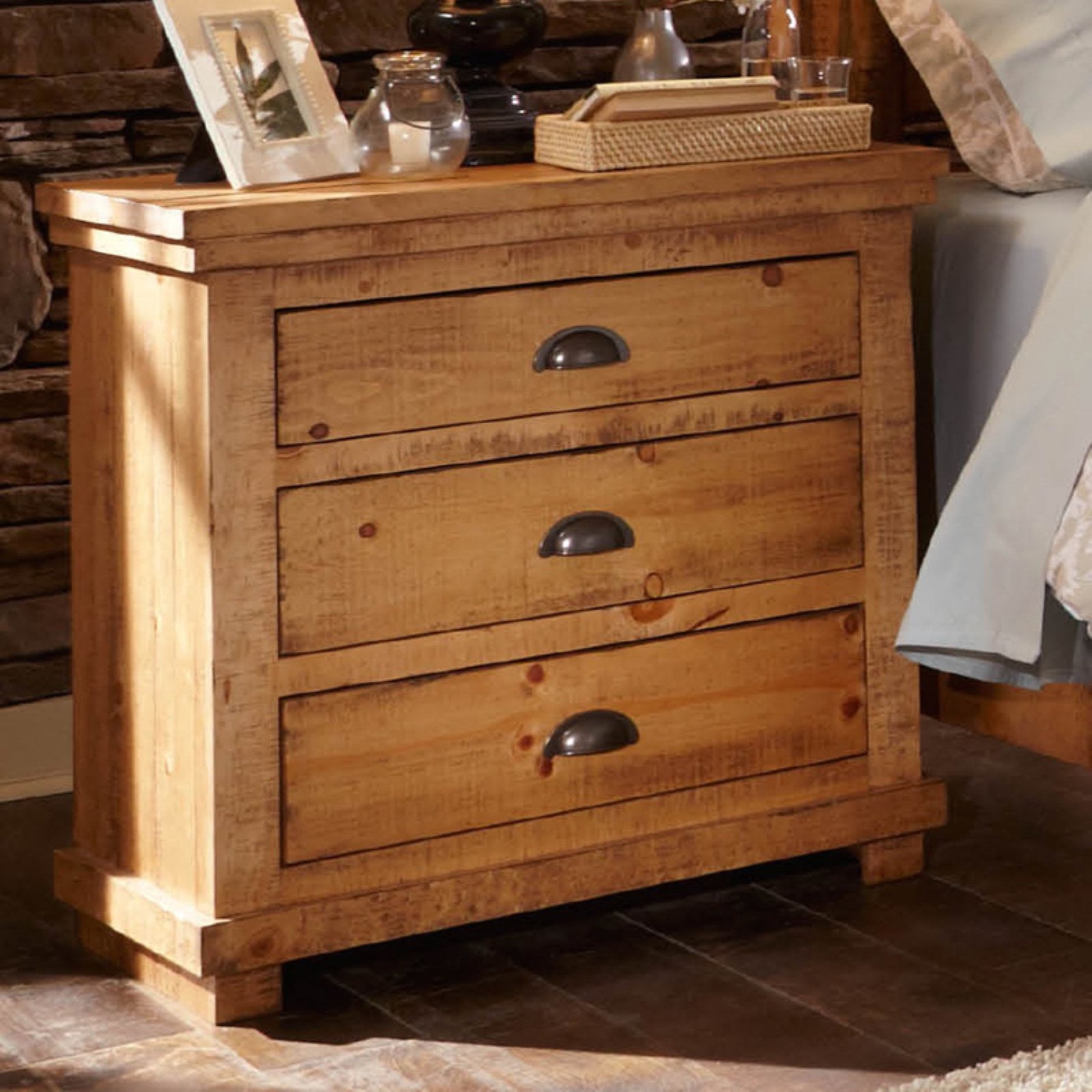 Rustic Lodge-Style Willow 3-Drawer Nightstand in Distressed Pine