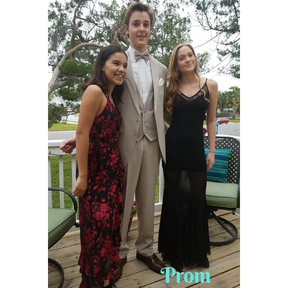 Prom: Freaking Awesome (Paperback)