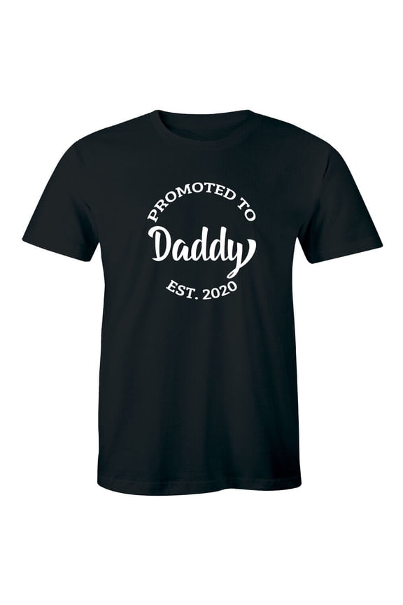 Promoted To Daddy Est 2020 Pregnancy Announcement Reveal Men's T-Shirt