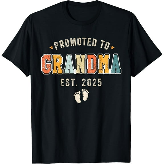 Promoted To Grandma 2025 Soon To Be Grandma est 2025 T-Shirt