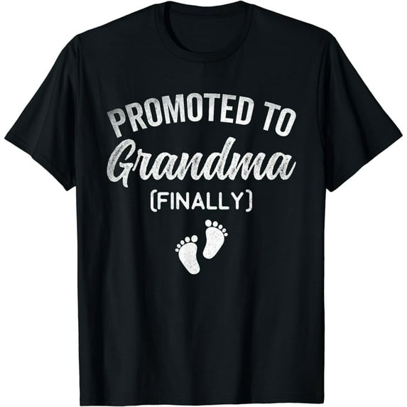 Promoted To Grandma Finally 2024 Baby Announcement Pregnancy T-Shirt