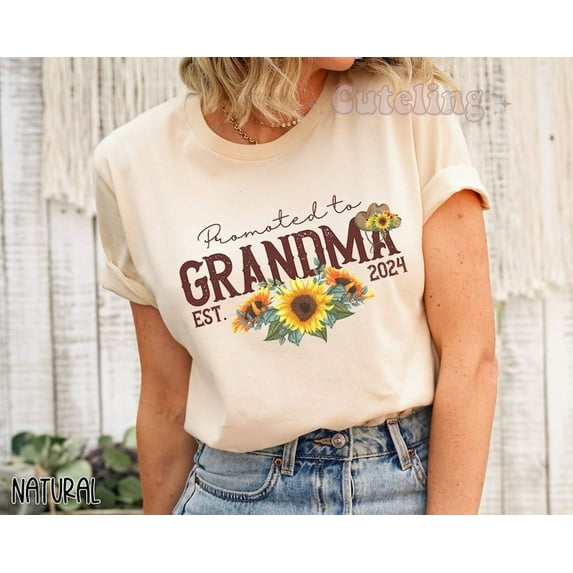 Promoted to Grandma T-Shirt, Sunflower Grandma Shirt Est. 2024, Gender Reveal Gift, Mother’s Day Tee