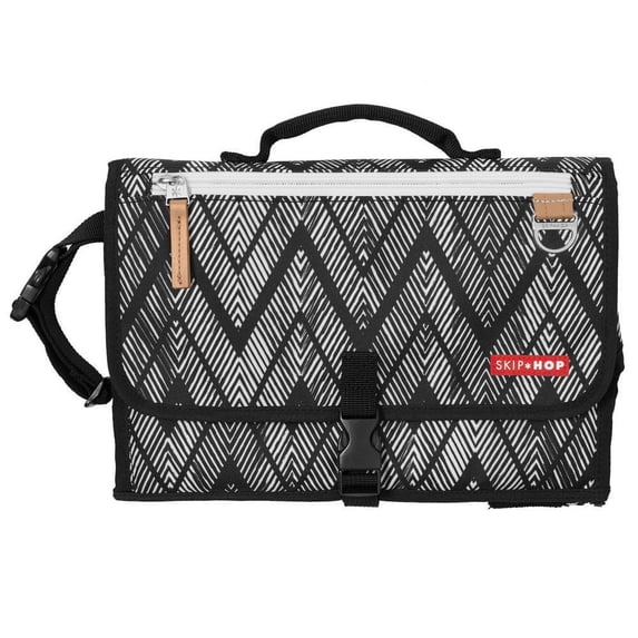 Pronto Changing Station, Black Zig Zag