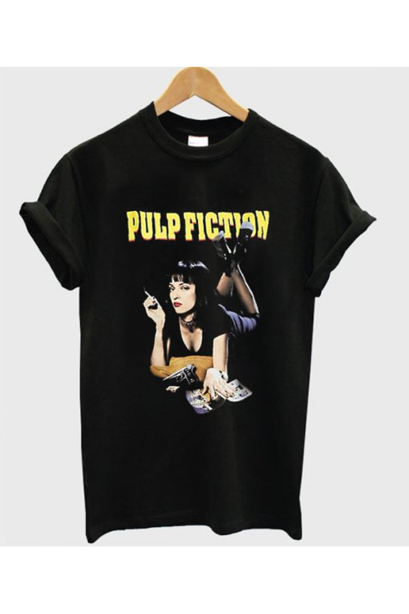 Pu!p Tee F!ct!on M!a Wa!!ace B!ack T-Shirt for Fans, Men & Women