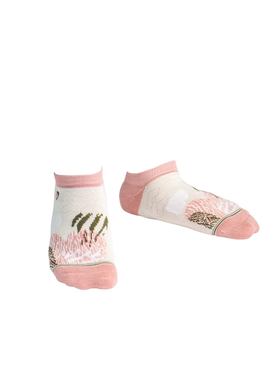 Bamboo Everyday Ankle Socks | Moisture Wicking | Breathable | Extra Soft | Odor Resistant | All Day Comfort (Wild at Heart Tea Rose, Small-Medium)