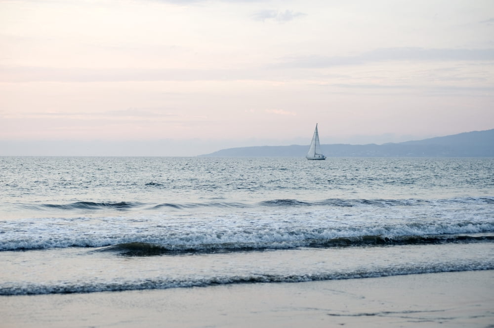 Puerto Vallarta Mexico Seascape Canvas Art - Keith Levit Design Pics (19 x 12)