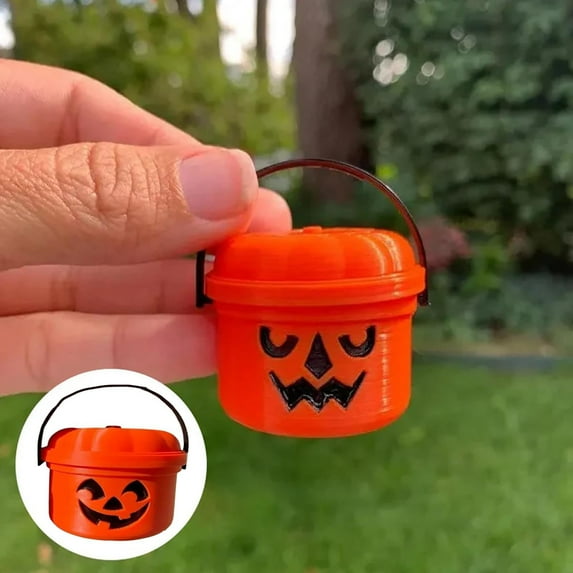 Pumpkin Mini Bucket Halloween Candy Holder, Small Plastic Pumpkin Pail for Kids, Indoor Outdoor Halloween Party Decor, Themed Trick-or-Treat