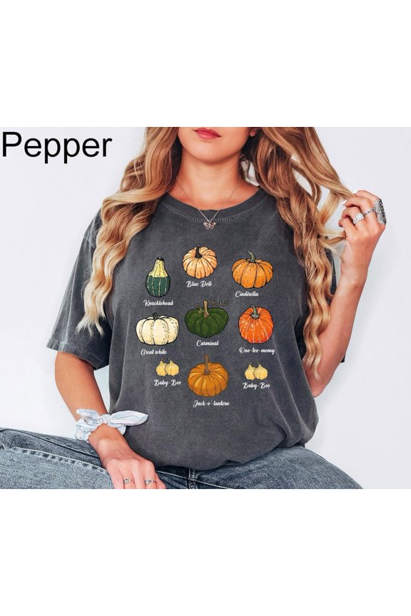 Pumpkin Patch Thanksgiving Tee Cute Fall Silhouette Graphic T-Shirt