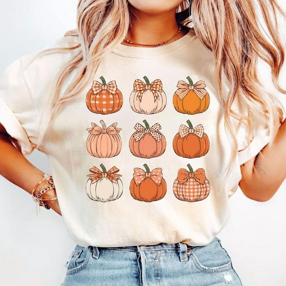 Pumpkin Shirt, Retro Pumpkin Shirt, Fall Shirt, Autumn Tshirt, Cute Halloween Tee, Vintage Floral Pumpkin Shirt for Women