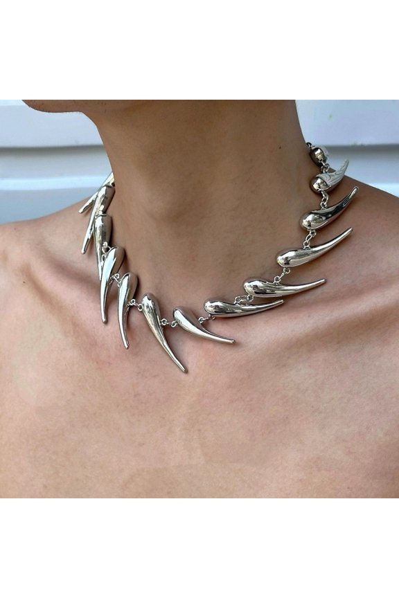 Punk Metal Thorn Rivet Choker Necklace For Men Woman Gothic Hip Hop Double Layer Clavicle Chain Necklace Y2K Jewelry Accessories
