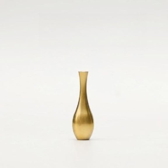 Pure Copper Mini Flower Vase Vintage Metal Decorative Ornament Small Table Display for Home Office Shelf or Tea Table Decor