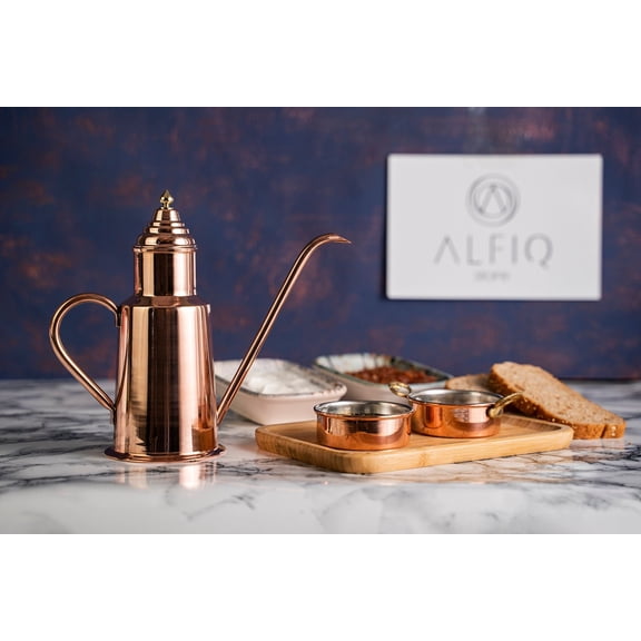 Handcrafted Red Copper Olive Oil Dispenser 600ml Tin-Lined Vintage Pouring Jug for Kitchen & Table