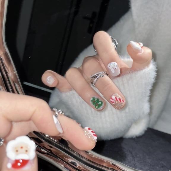Pure hand pinch Christmas wearing nail pure hand manicure three-dimensional Santa cartoon wearing nail removable