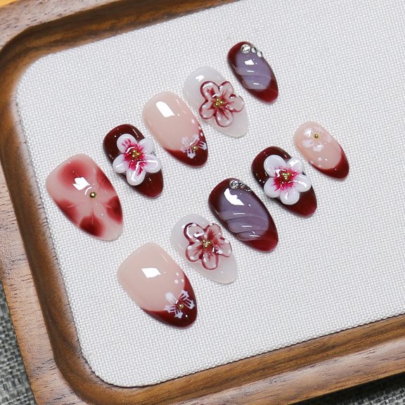 Pure hand-worn nail phototherapy nail patch finished product wholesale fake nail removable explosion Europe and the United States cross-border carving