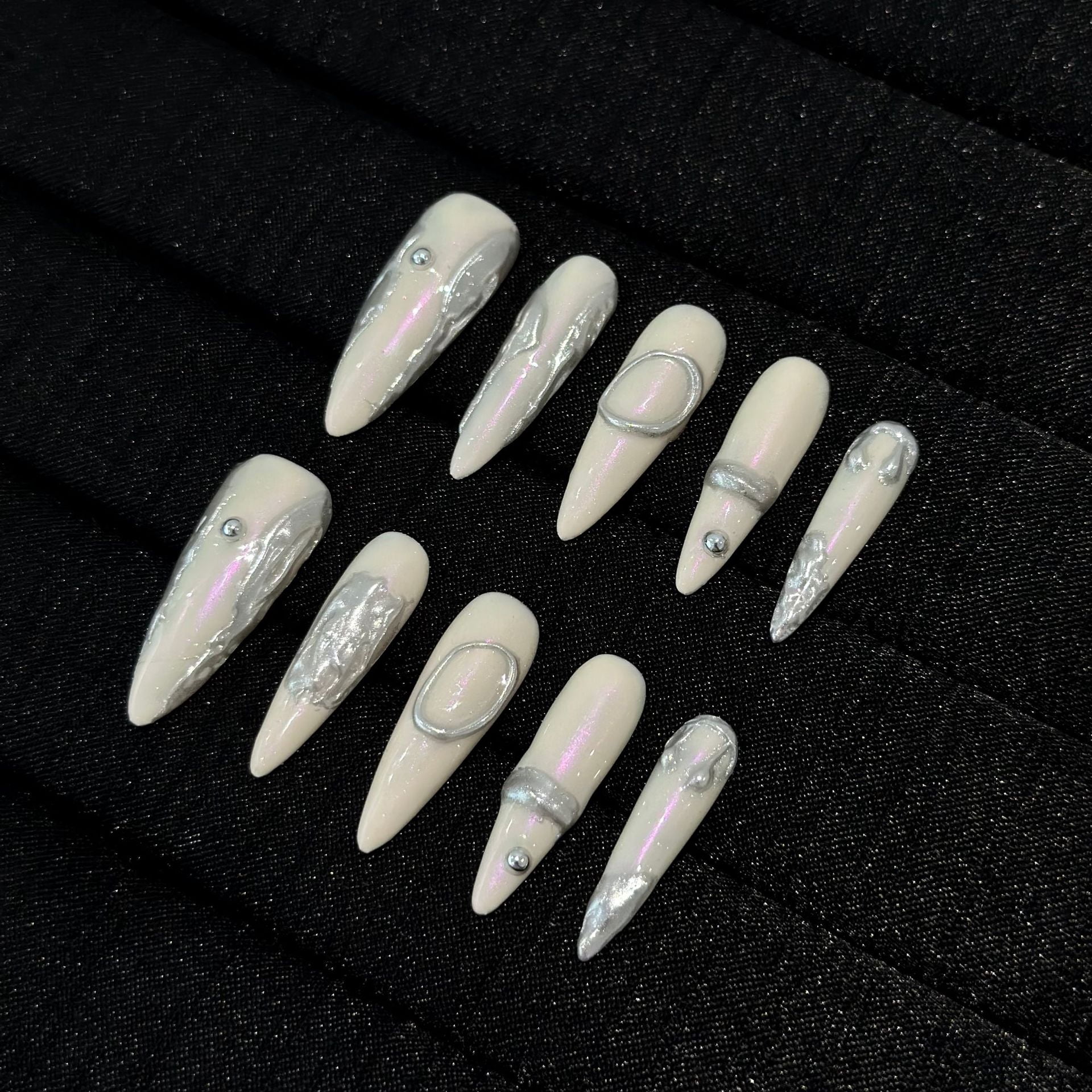 Purely hand-worn nail pads, high-end summer milky white hand-painted nail patches, removable silver light luxury temperament