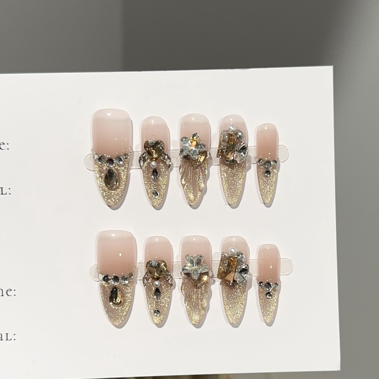 Purely handmade wear nail pads, high-end golden cat's eye long nail pads, light luxury fish tail stacks, diamonds, fake nail patches
