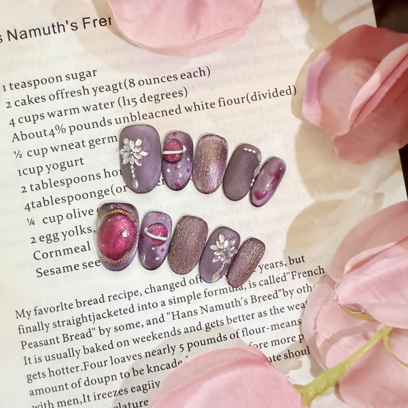 Purple Encounter Light Luxury Spring Wear Nail Pure Handmade New White Cat's Eye Nail Art Removable Fake Nails