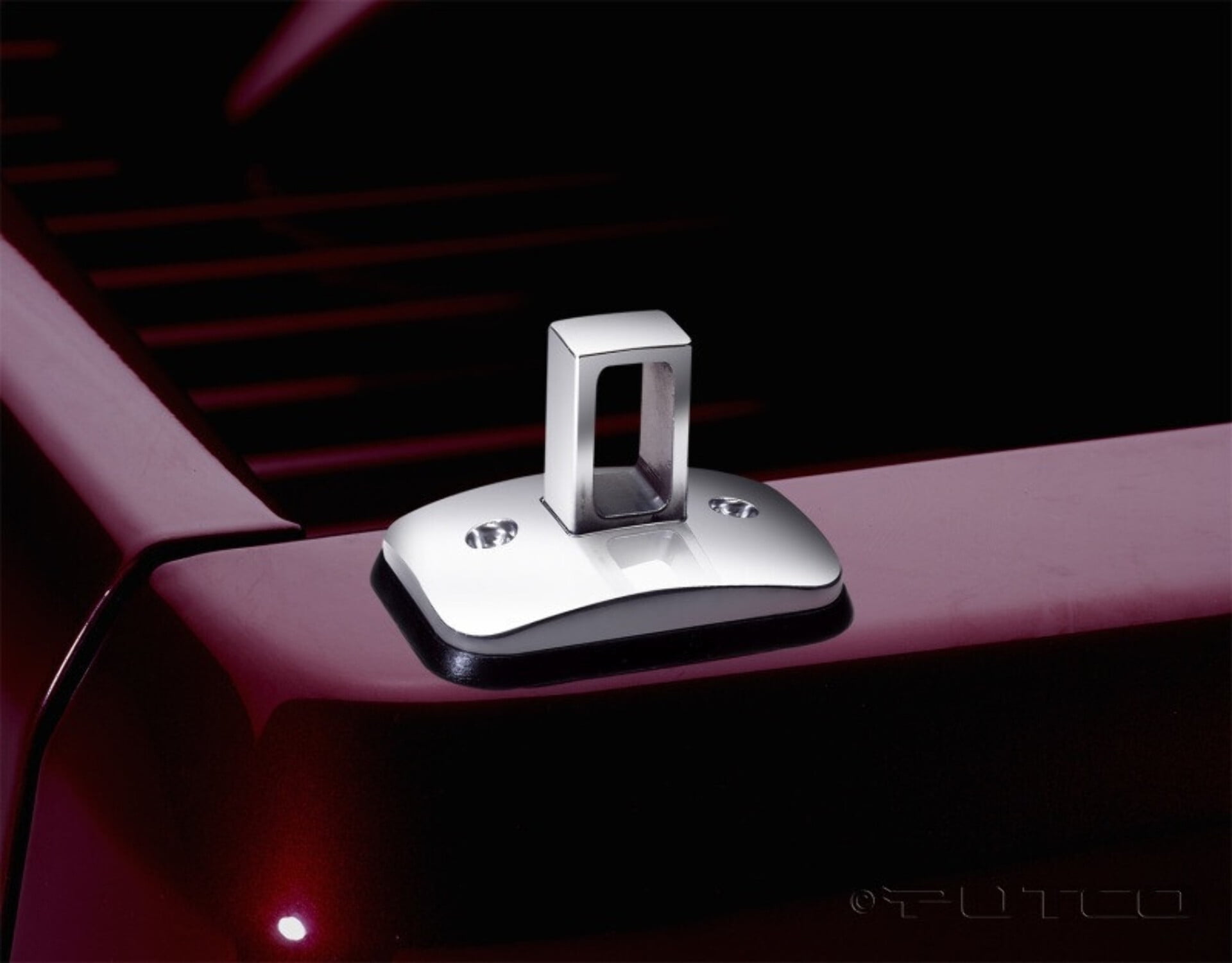 2020 gmc sierra bed tie downs