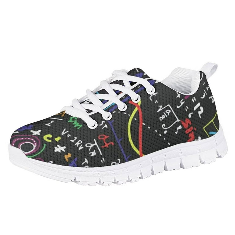 Youth track hotsell shoes size 1