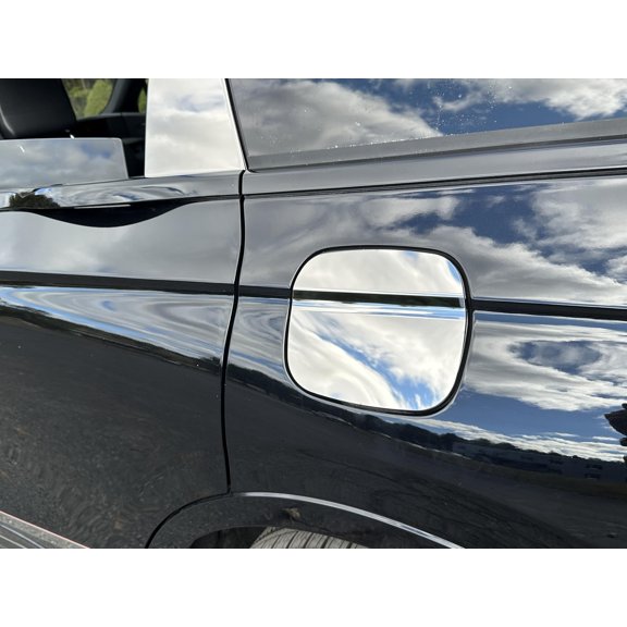 QAA part GC74660 is a 1 piece Stainless Steel Gas Door Cover with crease Trim that is compatible with Lincoln Nautilus 2024-2025
