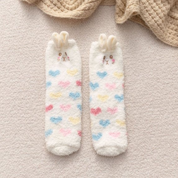 QLEICOM Socks for Women,Non-Shedding Fleece Socks with Christmas Print and Antiskid Grips Plush House Socks Provide Maximum Warmth for Indoor Winter Comfortable White