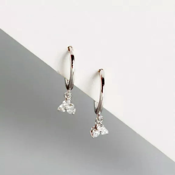 QQTDFG 925 Sterling Silve Tiny Clover CZ Drop Huggie Hoop Earrings F0981-Silver