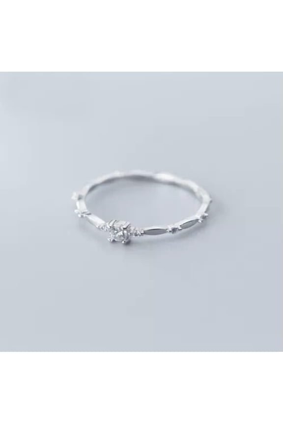 925 Sterling Silver CZ Thin Band Knuckle Pinkie Ring A3447-5.5