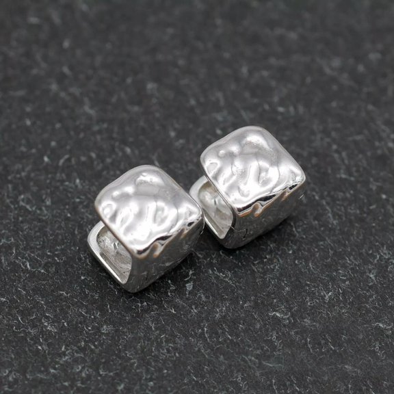 QQTDFG 925 Sterling Silver Textured Wide Square Cube Huggie Hoop Earrings A4408-default