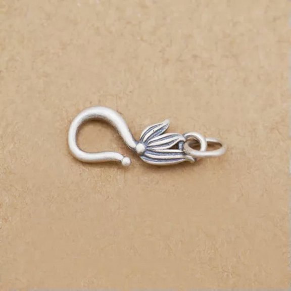 QQTDFG Antique Sterling Silver Leaf Hook & Eye S Hook Fish Clasp A5285-Matt-1 piece