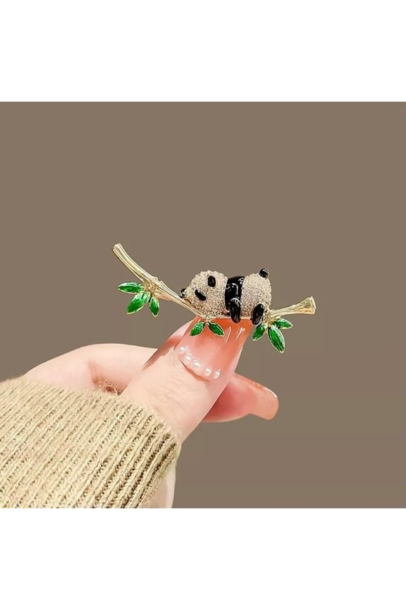 Fashion Bamboo Panda Brooches Female Safety Pins New Alloy Animal Brooch-default