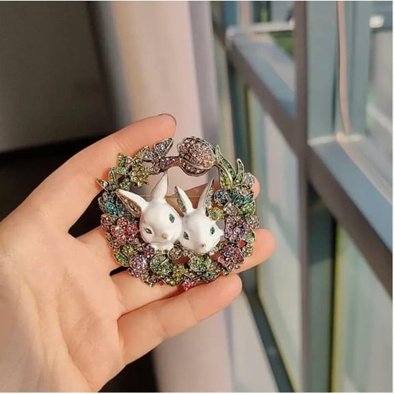 QQTDFG White Rabbit Brooch Multi-Color Crystal Rhinestone Pin Women Jewelry Easter Gift-default