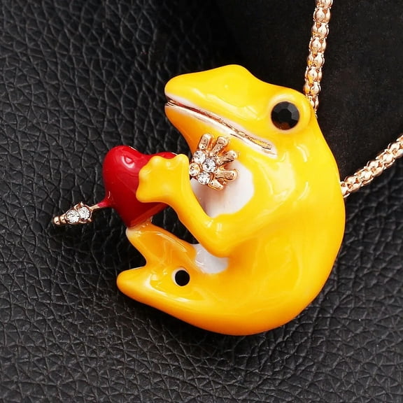 QQTDFG Yellow Enamel Crystal An arrow through the heart Frog Pendant Animals Necklace-default